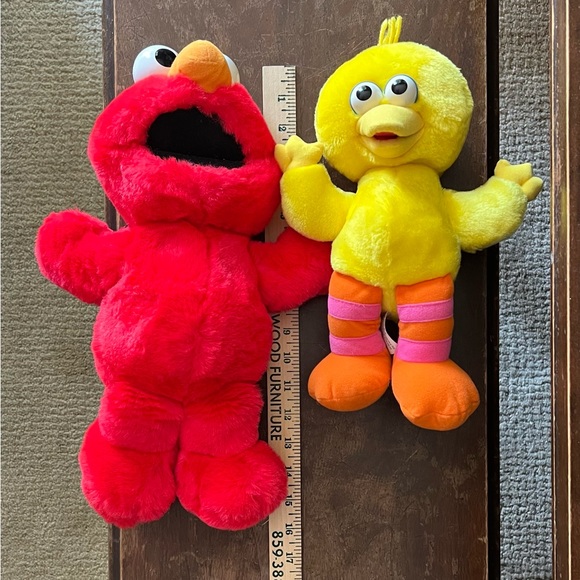 Vintage Tickle Me Elmo ‘95 and ‘96 Big Bird - Picture 2 of 6